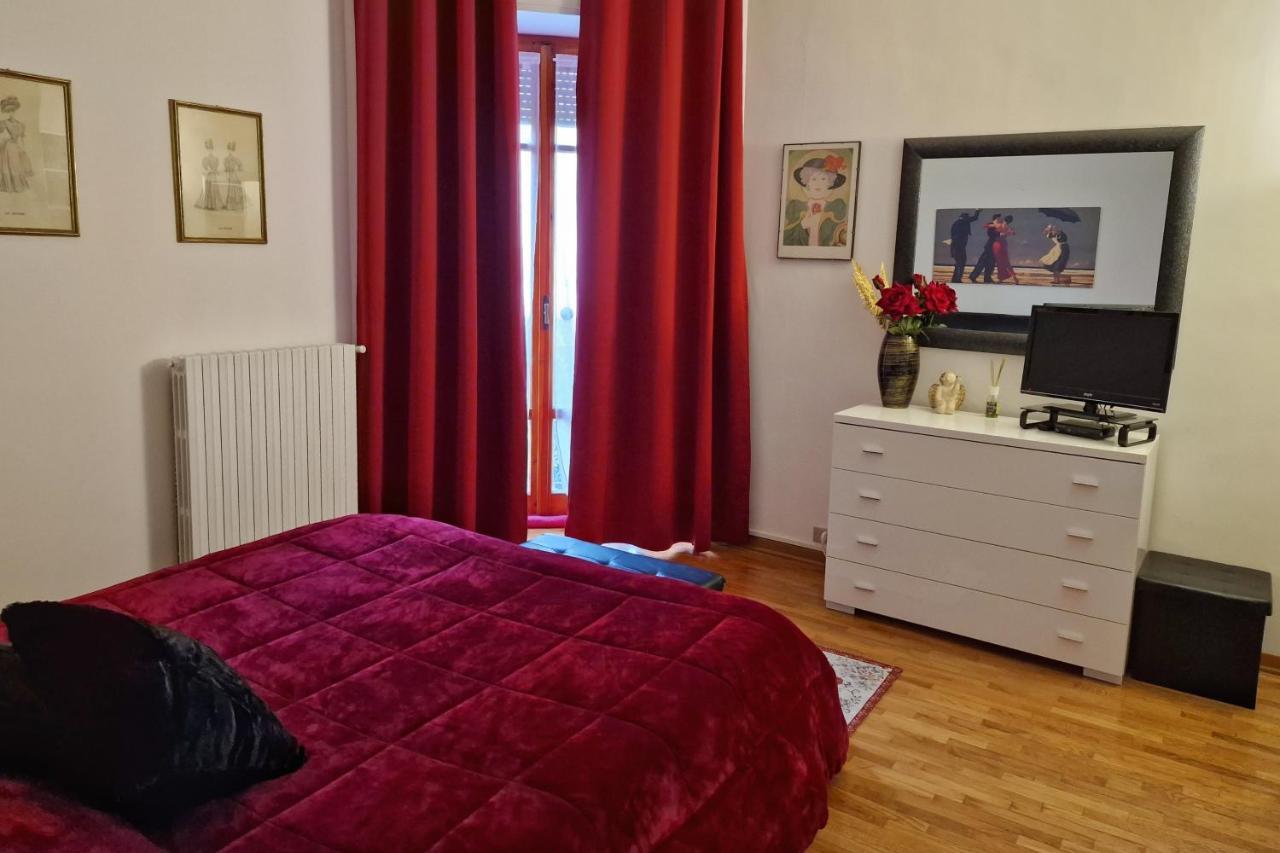 Arezzo Charming Apartment 外观 照片